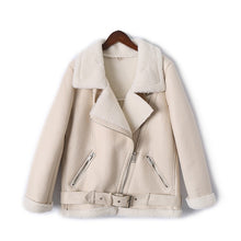 Charger l'image dans la galerie, AOEMQ Retro New Lapel and Velvet Padded Fur One Coat Warm Fashion PU Leather Lamb Hair Motorcycle Clothing Bomber Jacket